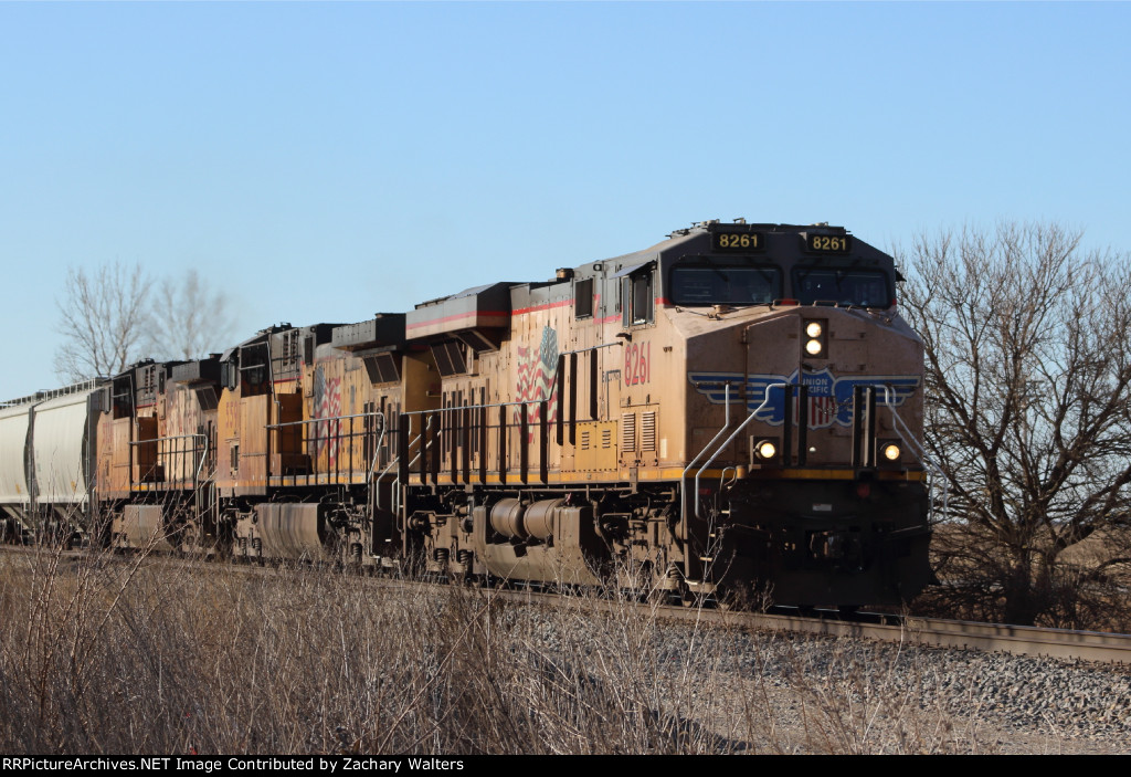 UP 8261